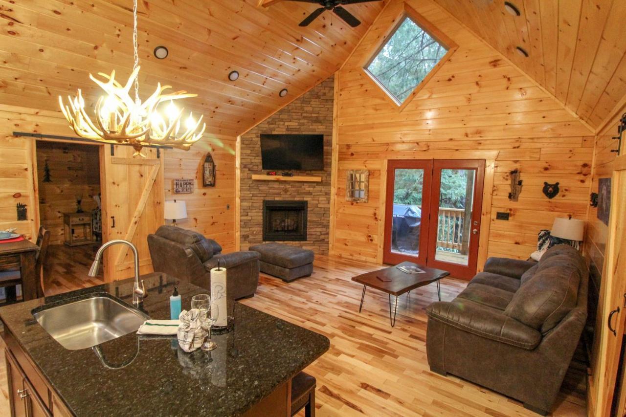 210 Cubs In The Treetops - Luxurious Cabin In Gatlinburg Exterior foto